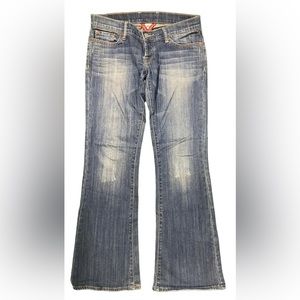 Vintage Lucky Brand Bell Bottom Size 4/27  Blue jeans flare